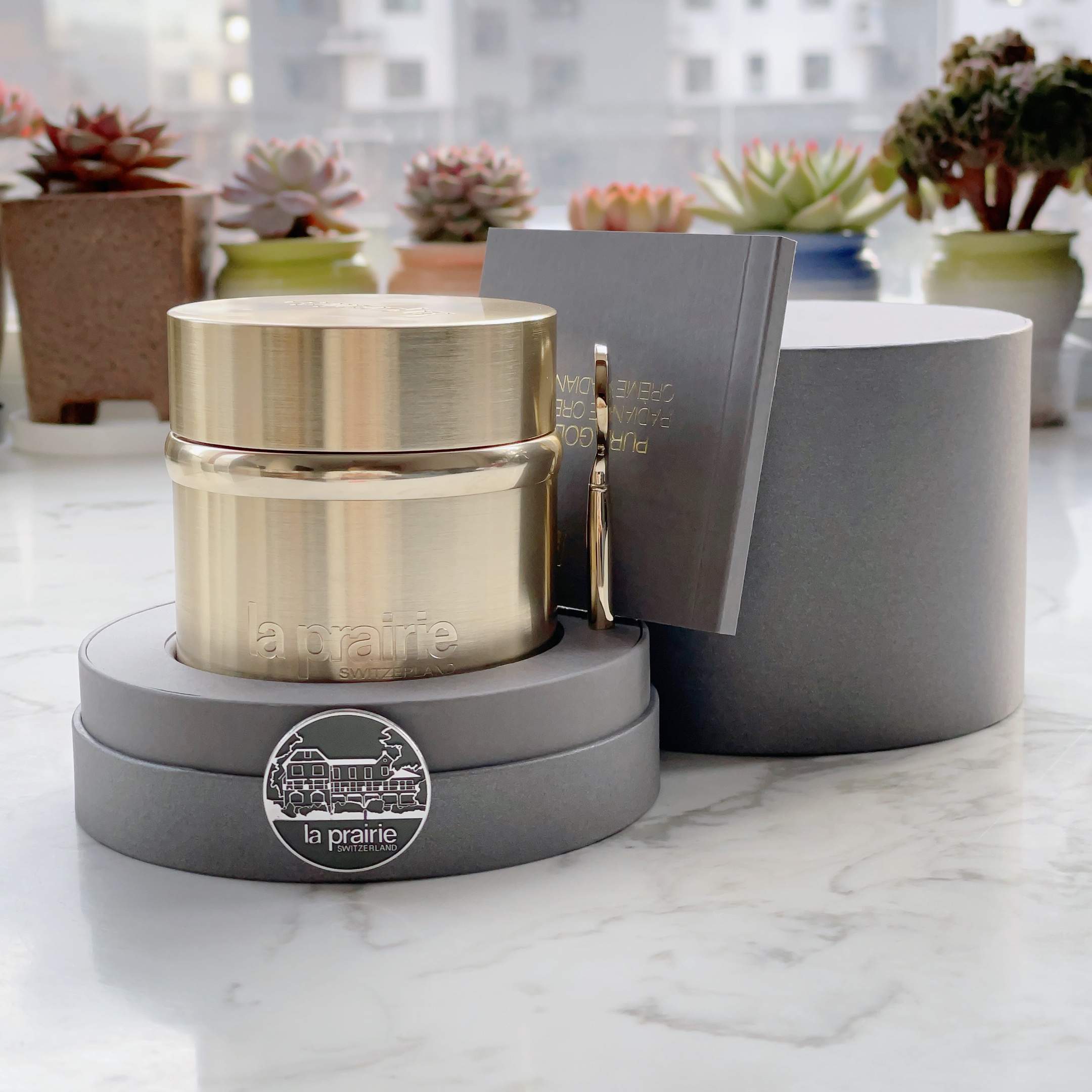 新版La Prairie莱珀妮/莱伯妮 晶莹亮采修护纯黄金乳面霜50ml滋润